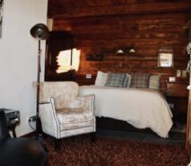 Chalet Clotes, bedroom , luxury apartment accommodation ski in ski out sauze d'Oulx
