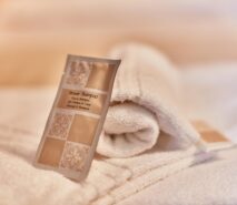 modern bedroom, chalet, hotel style apartment accommodation, ski sauze d'oulx