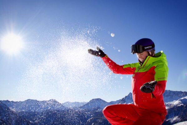 Emily4Ski Sauze d'Oulx ski instructor, holiday apartments sauze d'Oulx